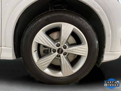 2024 Audi Q4 e-tron quattro Premium Plus 50