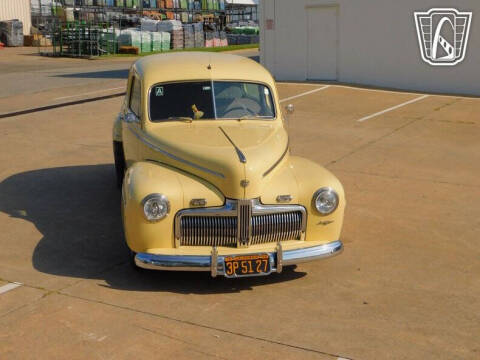 1942 Ford Super Deluxe