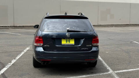 2010 Volkswagen Jetta SportWagen SE