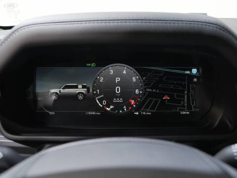 2025 Land Rover Defender 110 V8 P525