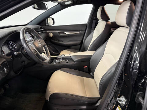 2022 Infiniti QX55 Essential