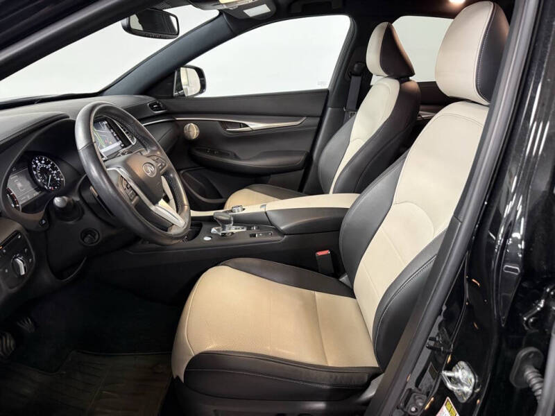 2022 Infiniti QX55 Essential