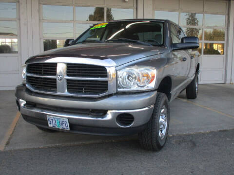 2006 Dodge Ram Pickup 2500 for sale at Select Cars & Trucks Inc in Hubbard OR