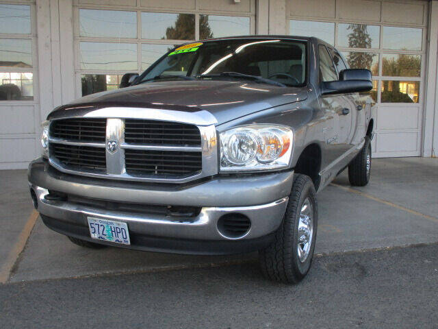 2006 Dodge Ram Pickup 2500 SLT