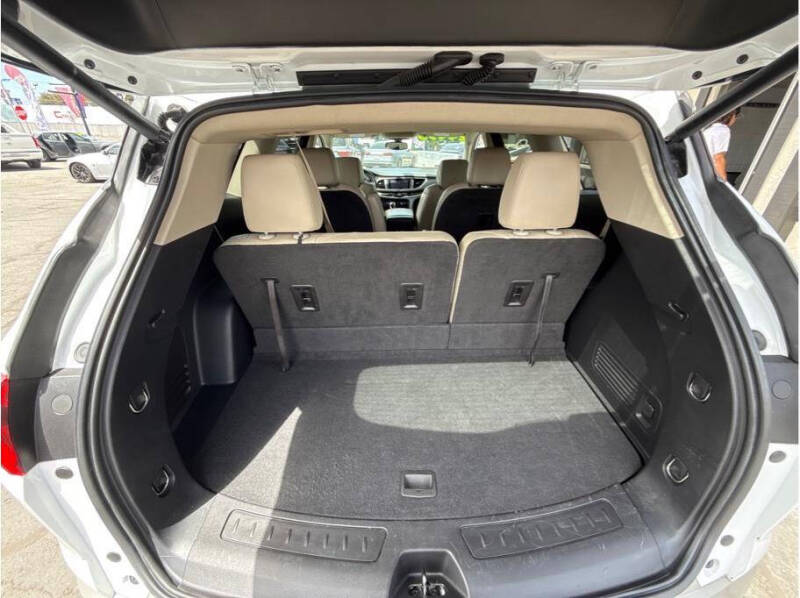 2020 Buick Enclave Essence