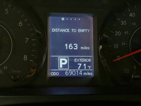 2017 Toyota Sienna LE 7-Passenger Auto Access Seat