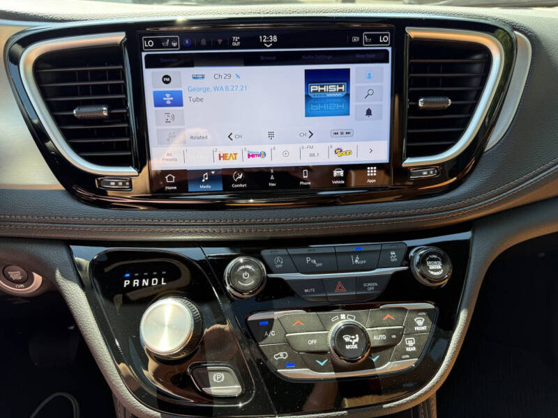 2026 Chrysler Pacifica Pinnacle