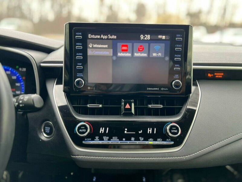 2021 Toyota Corolla Hatchback XSE