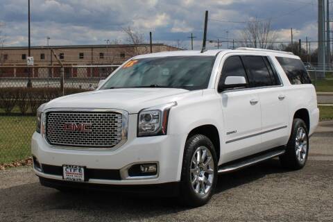 2015 GMC Yukon XL for sale at LIFE AFFORDABLE AUTO SALES in Columbus OH