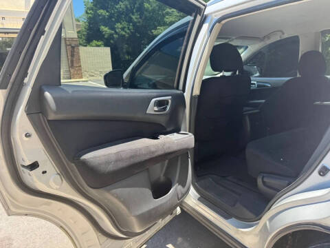 2016 Nissan Pathfinder