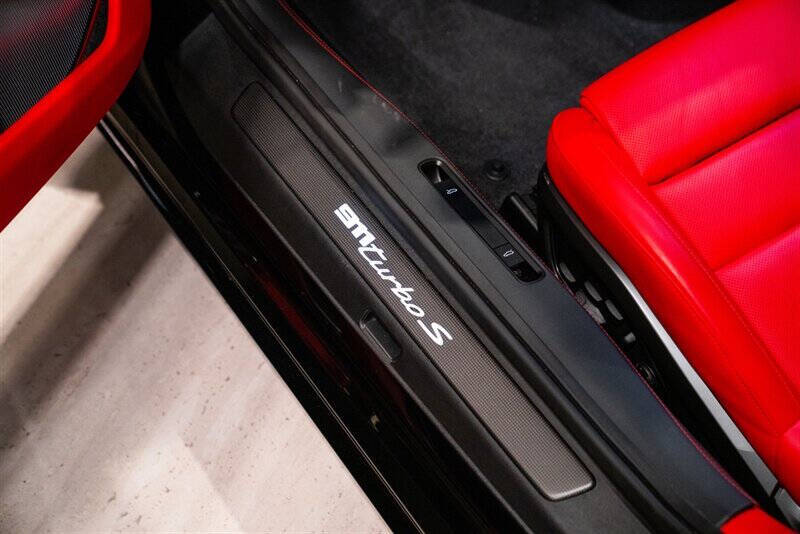 2024 Porsche 911 Turbo S