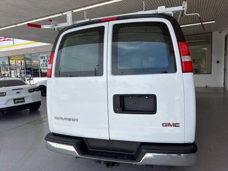 2021 GMC Savana 2500