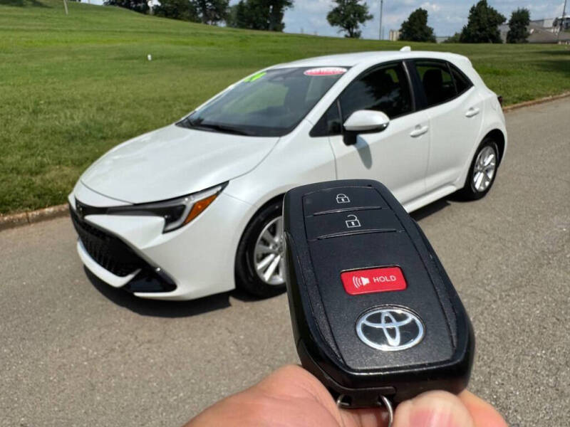 2024 Toyota Corolla Hatchback SE