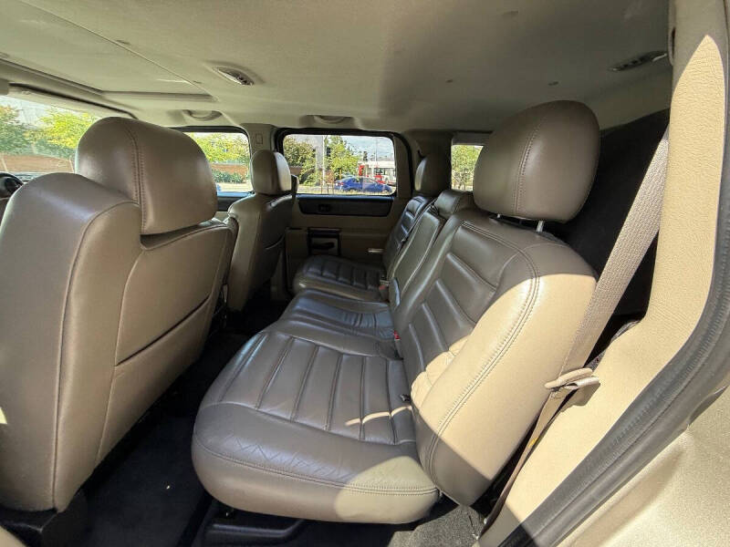 2004 HUMMER H2