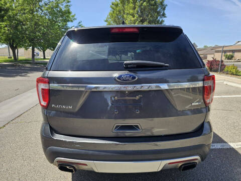 2016 Ford Explorer Platinum