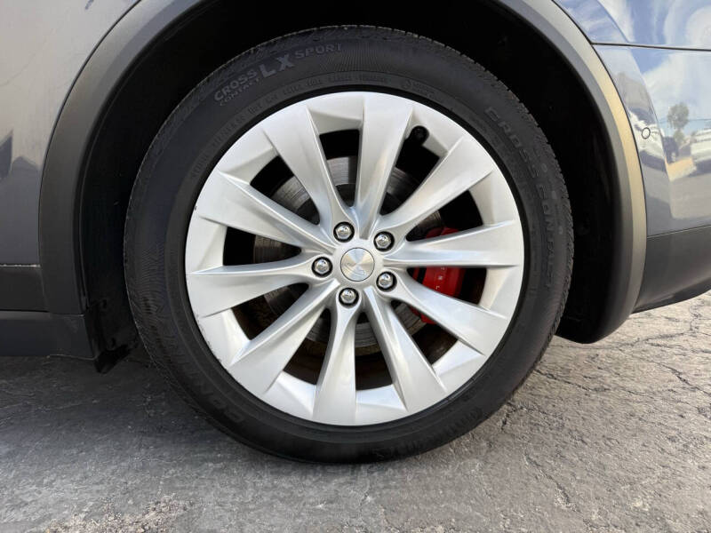 2020 Tesla Model X Performance