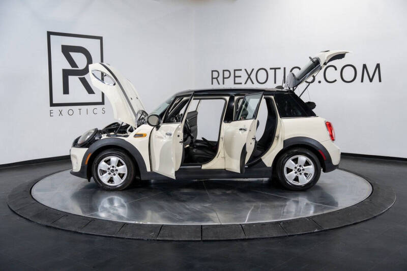 2016 MINI Hardtop 4 Door Cooper