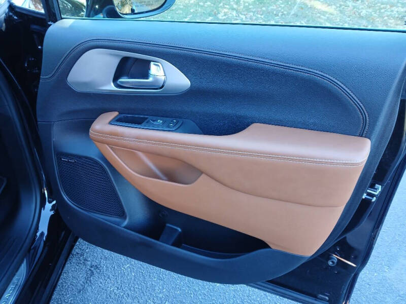 2024 Chrysler Pacifica Pinnacle