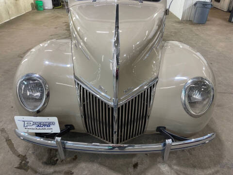 1939 Ford Deluxe