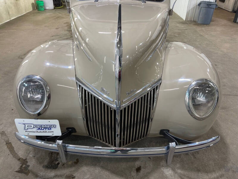 1939 Ford Deluxe