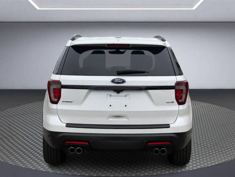 2018 Ford Explorer Sport