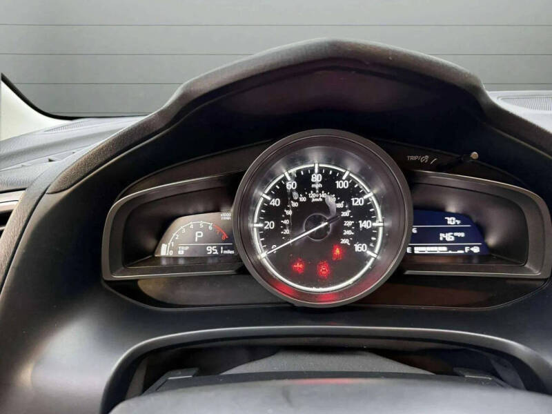 2018 Mazda MAZDA3 Touring