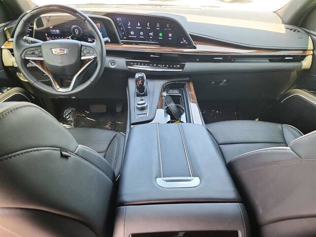 2024 Cadillac Escalade Premium Luxury