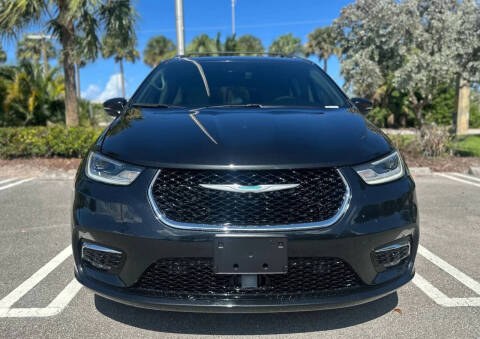2021 Chrysler Pacifica Hybrid Touring L