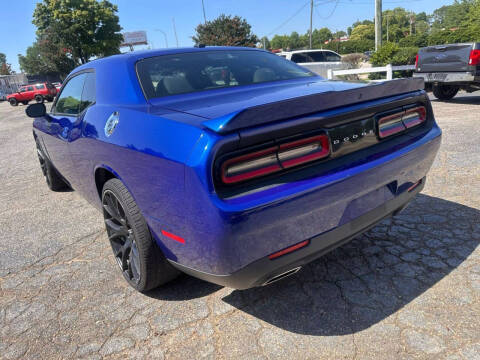 2020 Dodge Challenger SXT