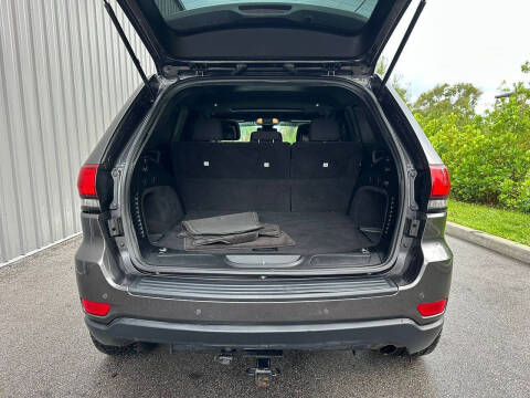 2017 Jeep Grand Cherokee Laredo 75th Anniversary