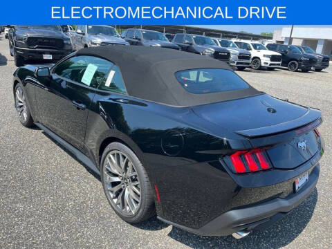 2025 Ford Mustang EcoBoost Premium