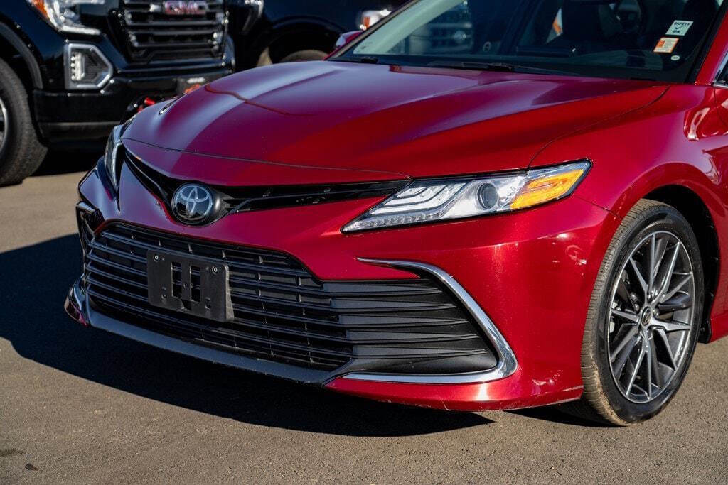 2022 Toyota Camry for sale at Auto Destination in Puyallup, WA