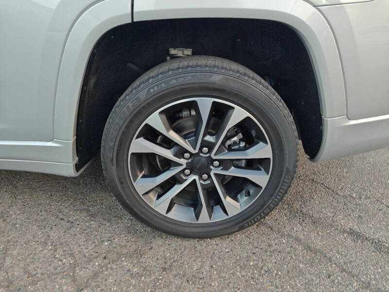 2022 Jeep Grand Cherokee L Overland