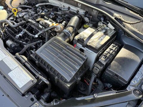 2017 Volkswagen Golf R 4Motion