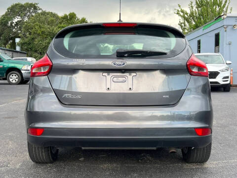 2017 Ford Focus SE