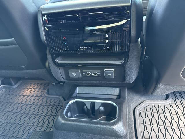 2025 Jeep Wagoneer L Series II