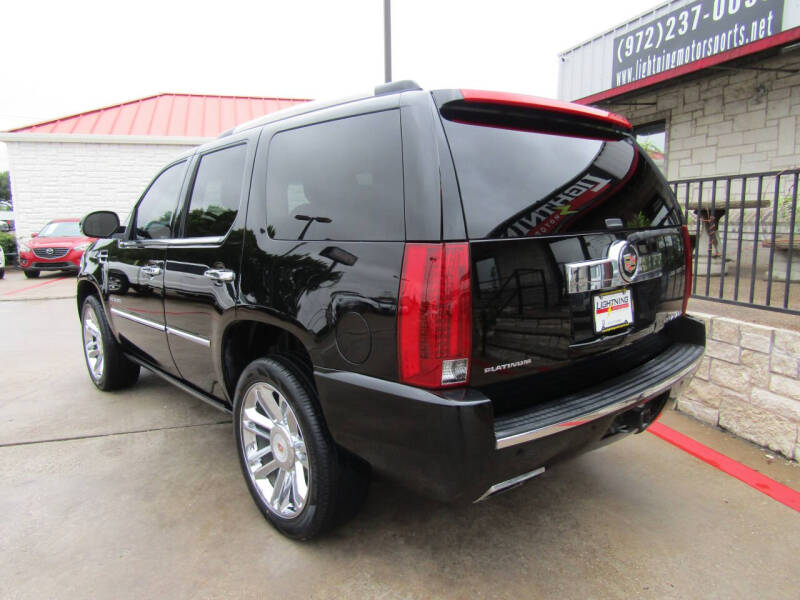 2013 Cadillac Escalade Platinum Edition