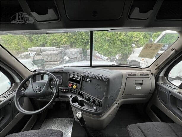 2014 Freightliner Cascadia