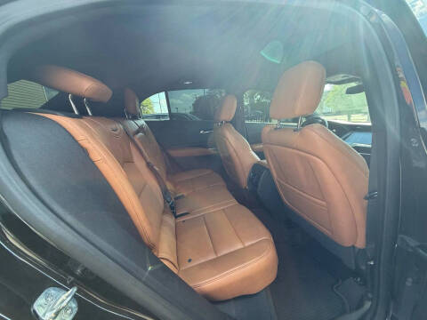 2020 Cadillac XT4 Premium Luxury