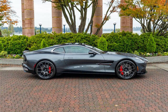2025 Aston Martin Vanquish