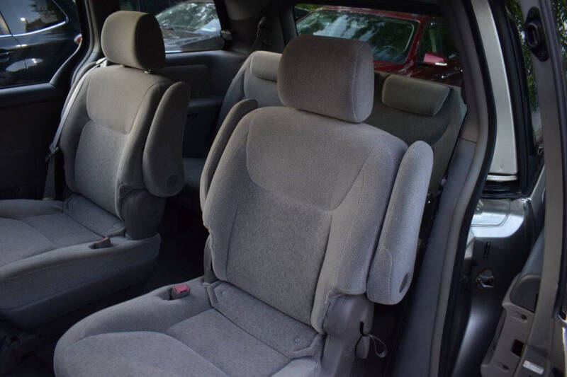 2005 Toyota Sienna