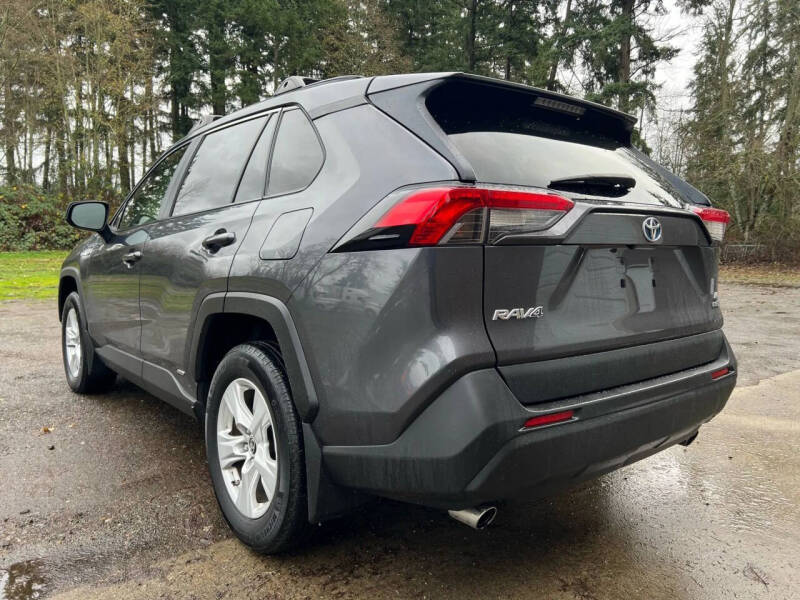 2019 Toyota RAV4 Hybrid LE