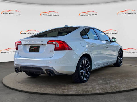 2017 Volvo S60 T5 Dynamic