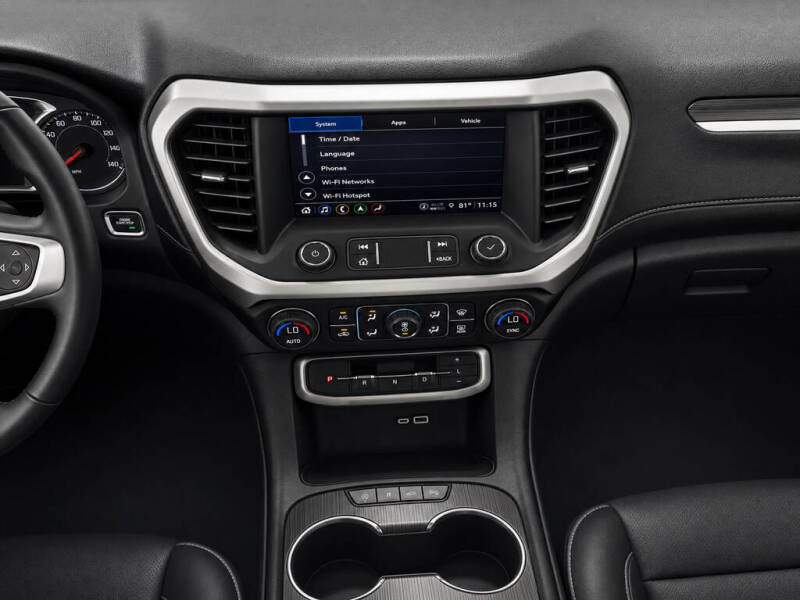 2023 GMC Acadia SLT
