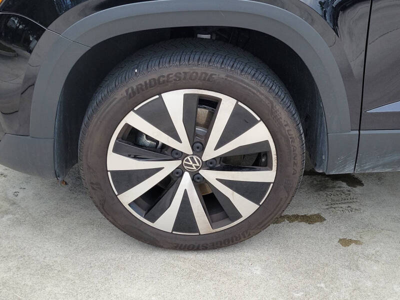 2022 Volkswagen Taos SE