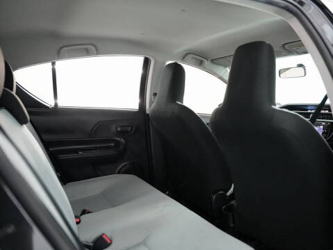 2015 Toyota Prius c One