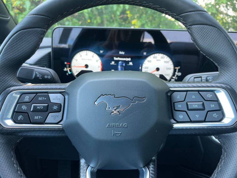 2025 Ford Mustang EcoBoost Premium
