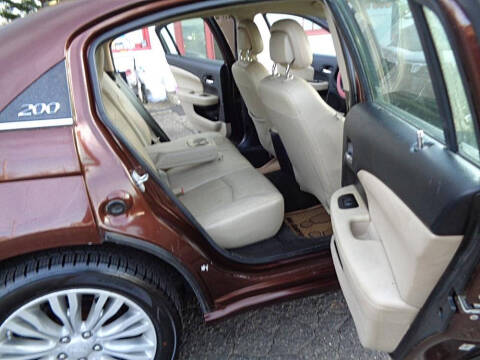 2012 Chrysler 200 Limited