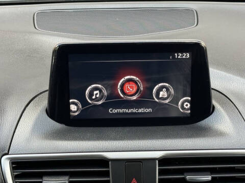 2017 Mazda MAZDA3 Touring