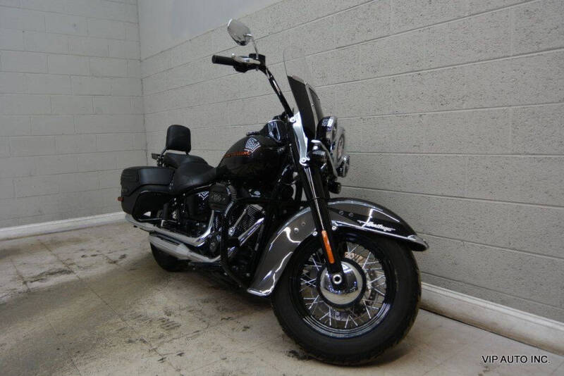 2019 Harley-Davidson FLHCS